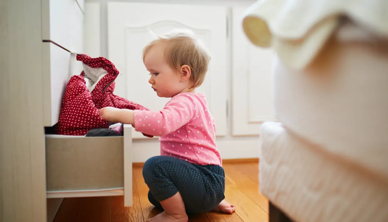 Barnsäkra hemmet – Praktiska tips och produkter för trygghet